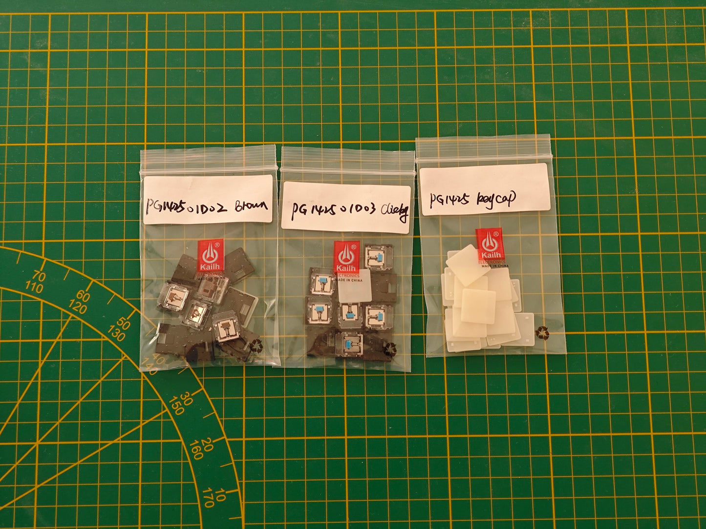 Kailh butterfly switches (including keycaps)